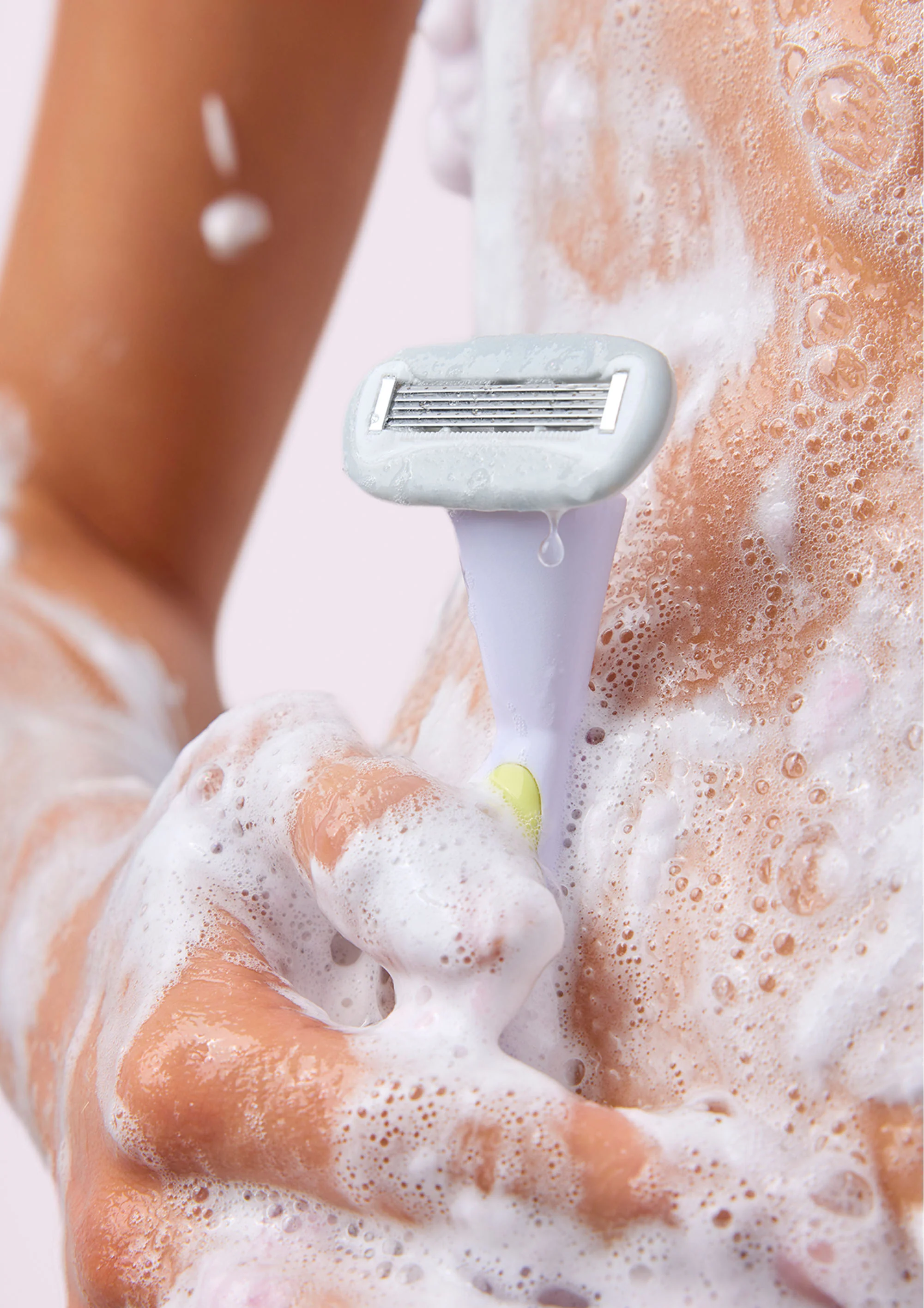 Skin-Loving 5-blade Razor Refills - Image 10