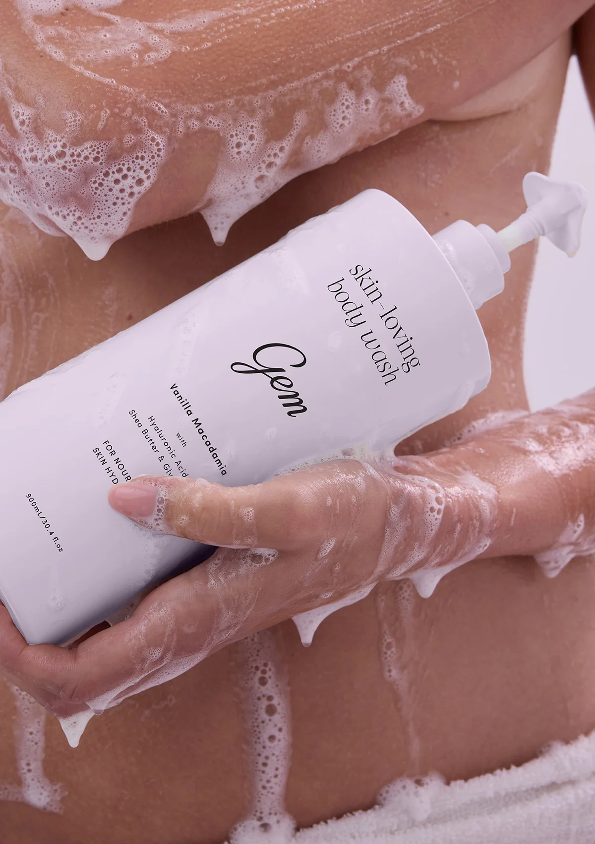 Skin-Loving Body Wash 900ml - Image 11