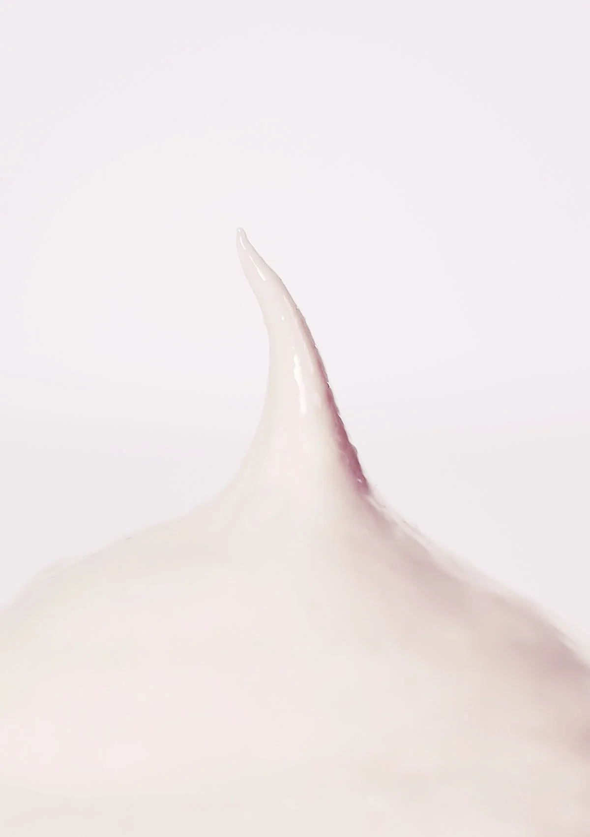 Triple Whitening Fluoride Toothpaste - Image 15